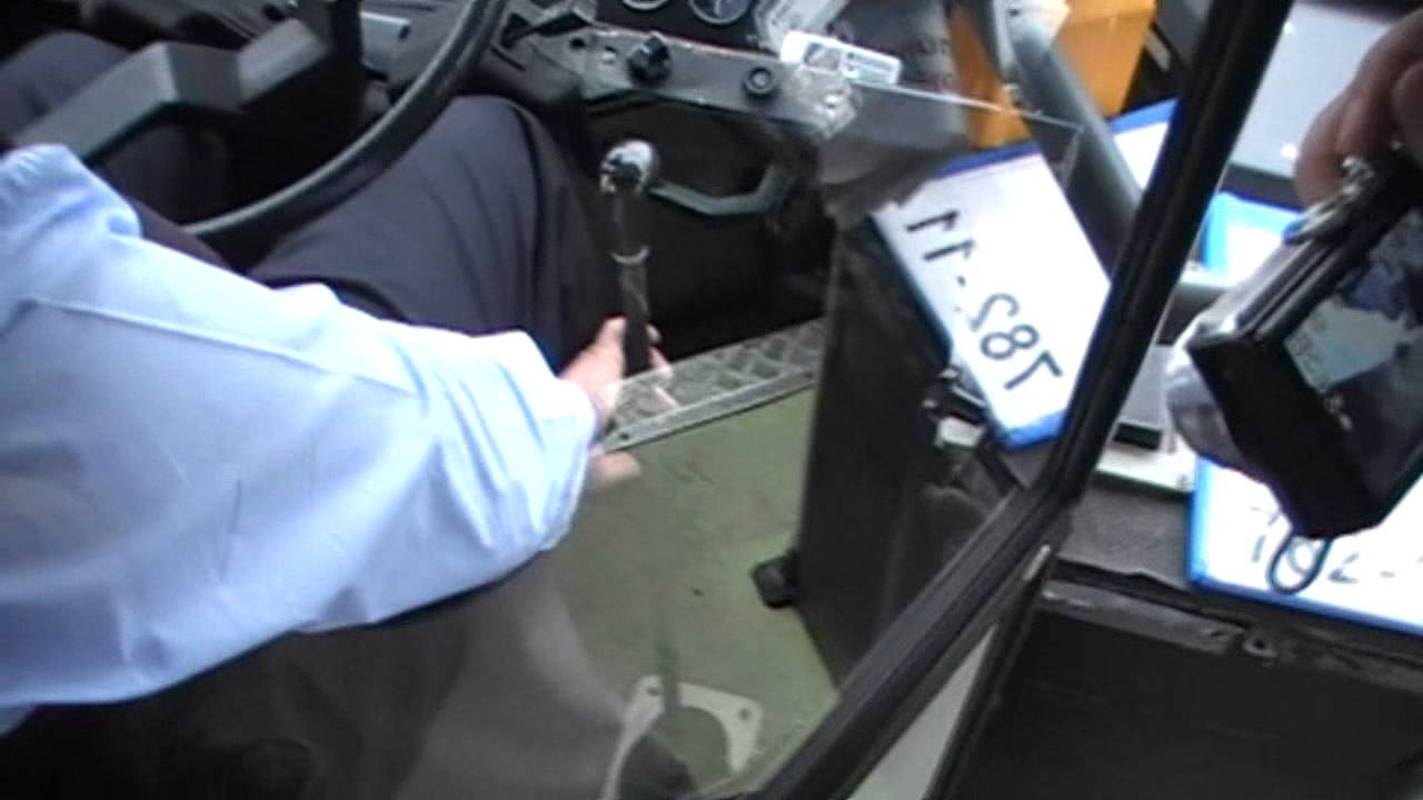 Jízda autobusem s ruční převodovkou