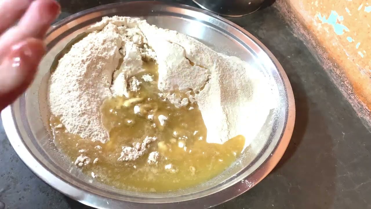Urad dal kachori recipe | Stuffed urad dal Kachori | Khasta urad dal kachori | Chanchal foods delhi