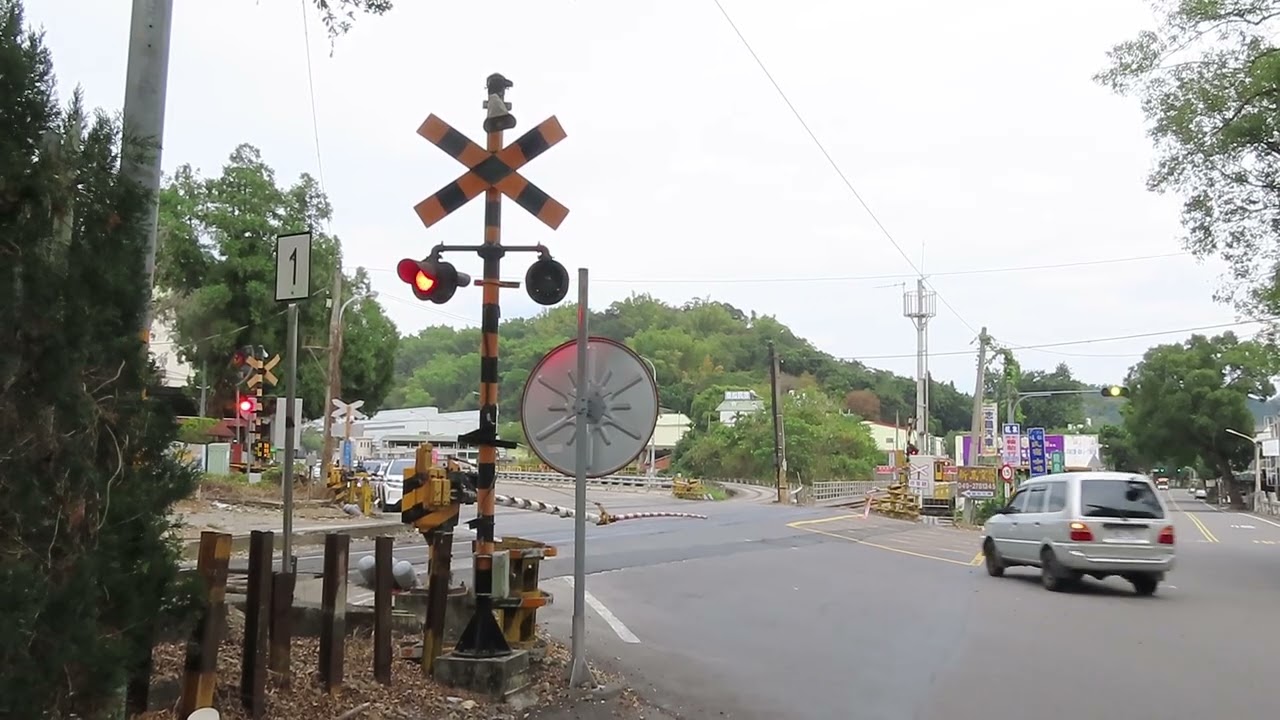 集集線大石巷平交道