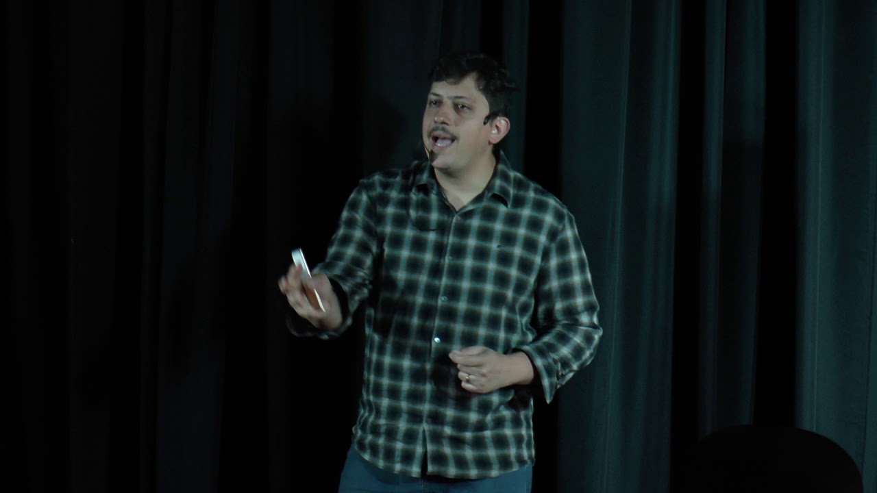 Cozinha Urbana e o Asfalto Sinest&eacute;sico | Piero Franchini | TEDxBlumenauSalon