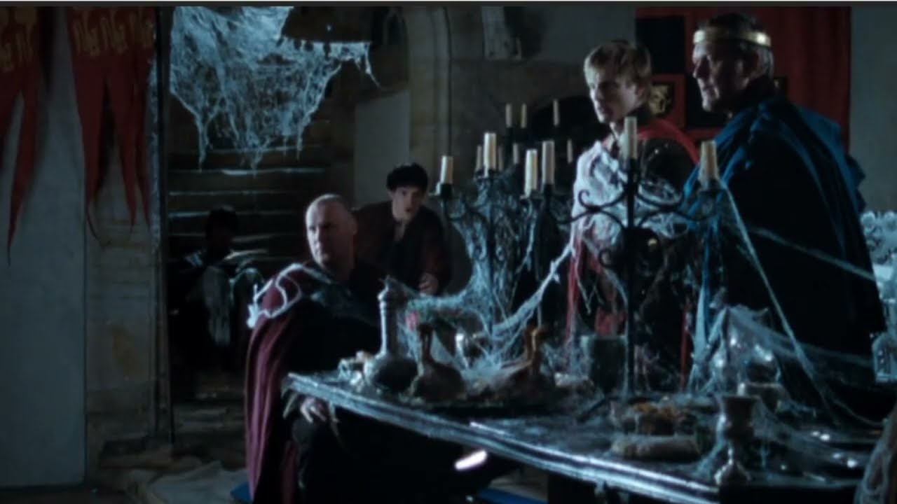 Merlın- Merlin rescues Arthur. 👑 🦸