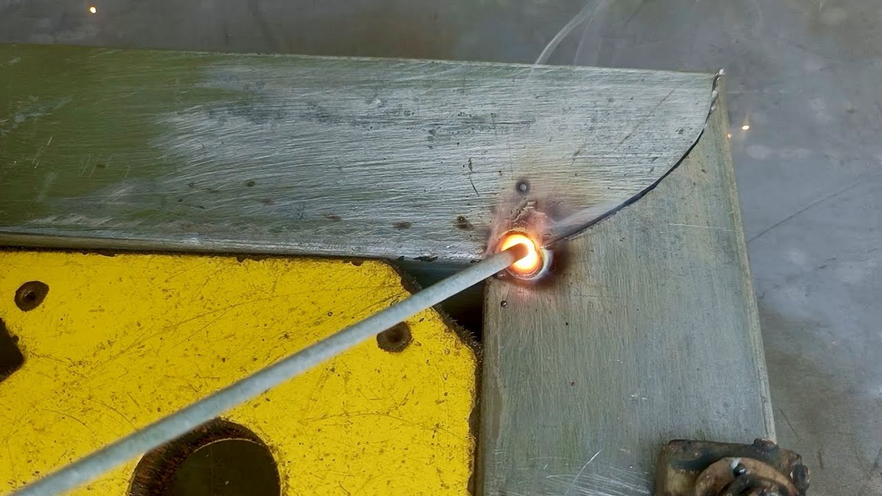 How to Cut a 90 Degree Angle 