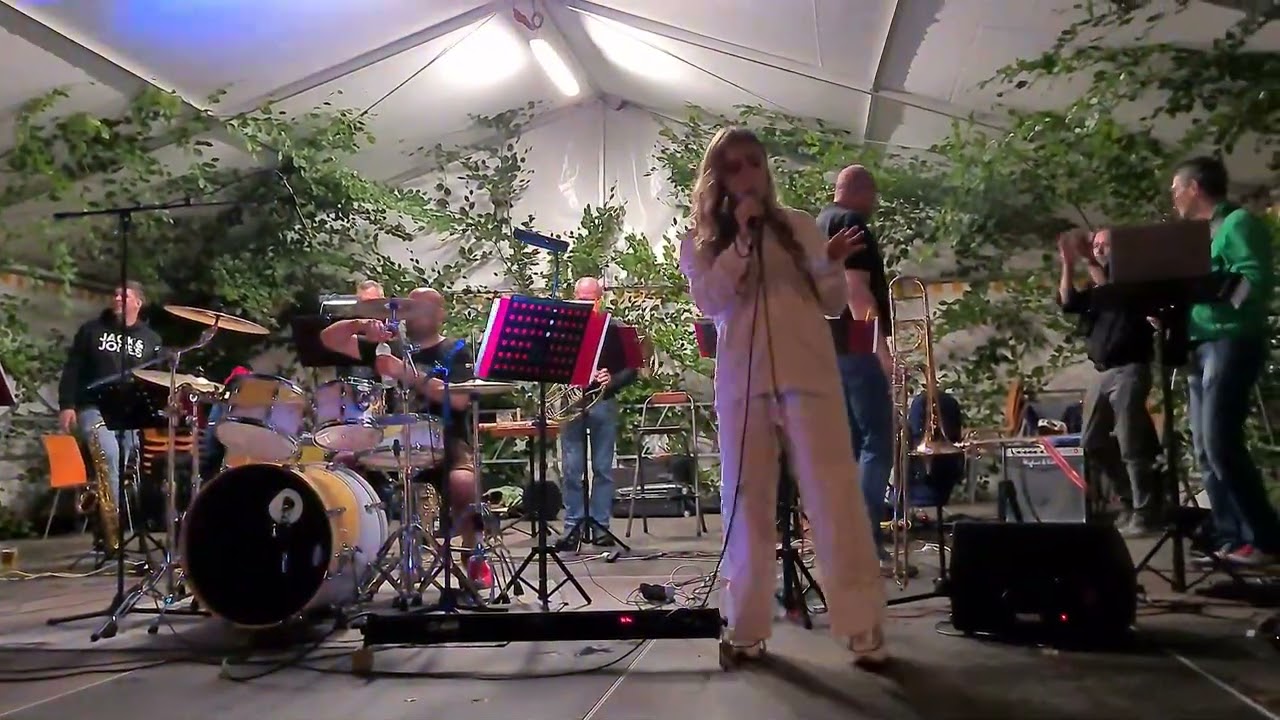 Emily beim Dorffest Kippenhausen 20.08.2022