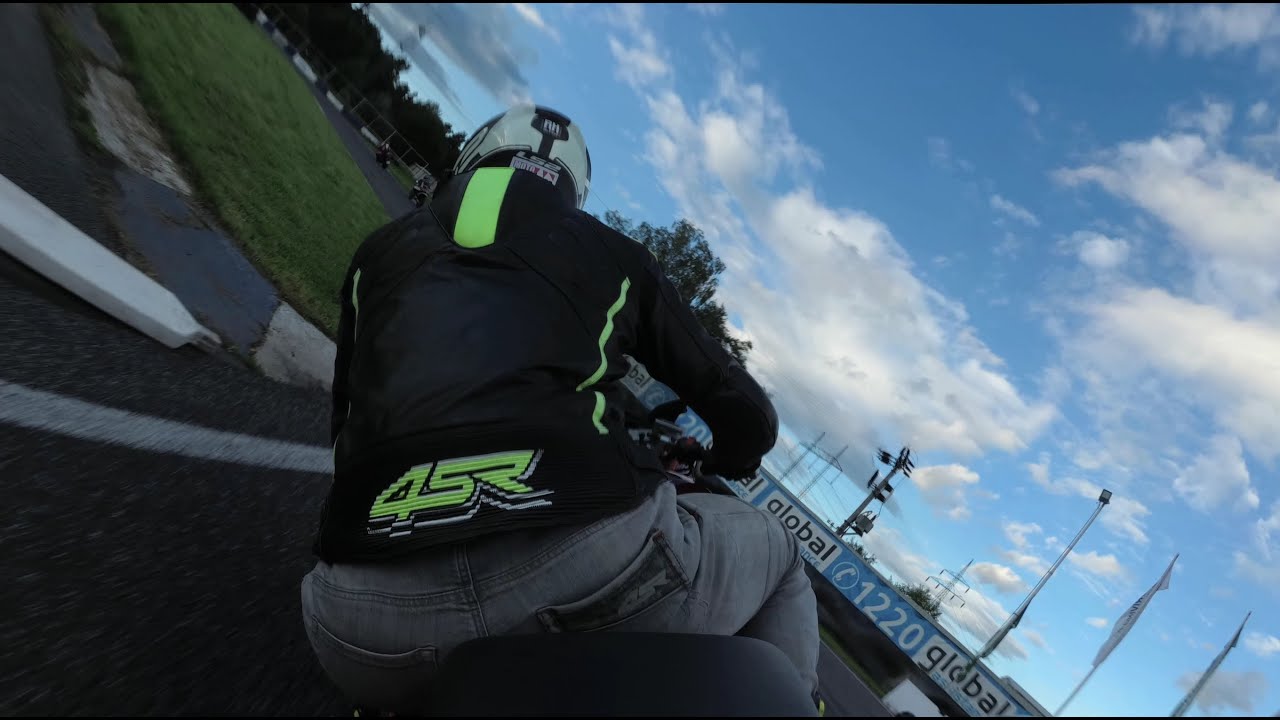 Honda VFR 800 - Sosnová
