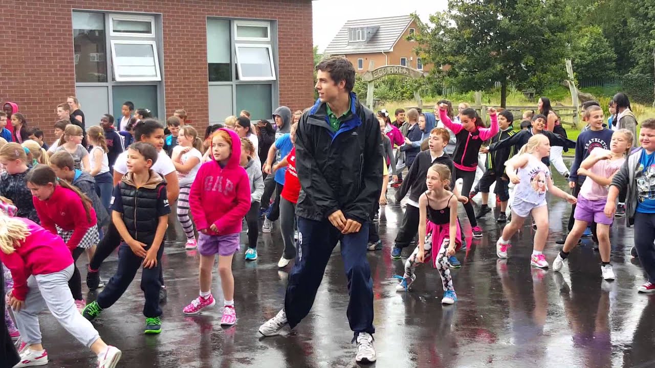 Broomwood Primary school. Whip nae nae