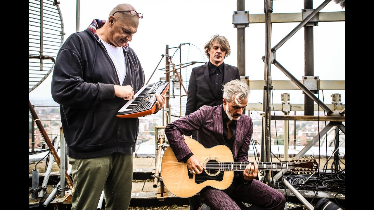 Studio Brussel: Triggerfinger - Off The Rack (live)