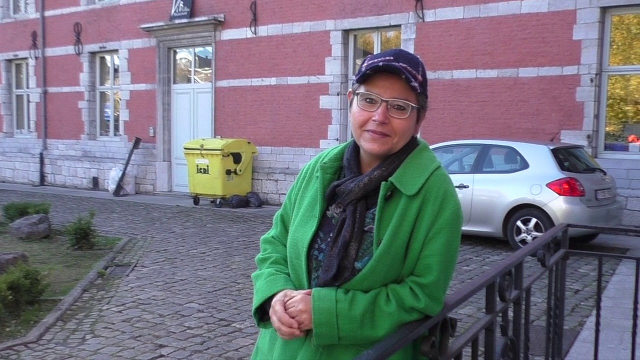 20181202 ACTU-tv niouzes le 7° salon du livre de Charleroi à la bibliothèque Yourcenar
