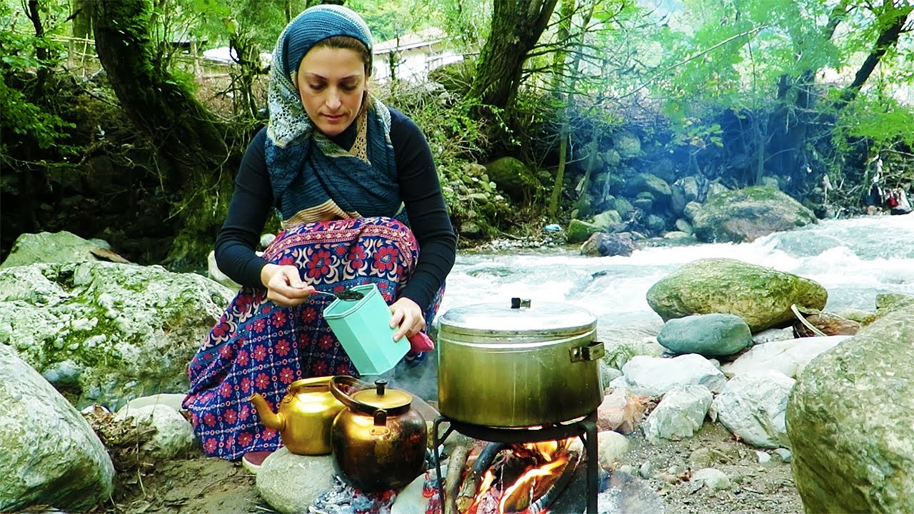 Country life Riverside Campfire Hot Rich Beans Stew Wood Fire Tea Village Bread خوراک لوبیا نان تازه