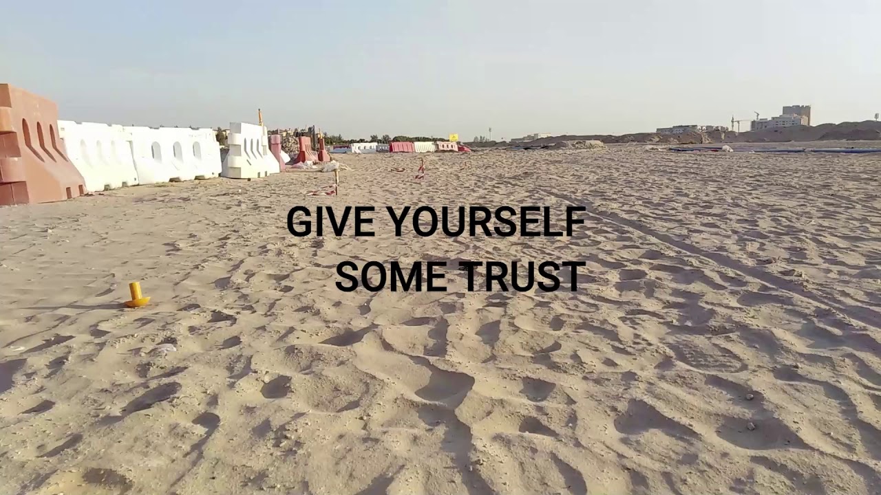 NEVER GIVE UP AND KEEP HOWLING  *A SMALL MOTIVATIONAL VIDEO*