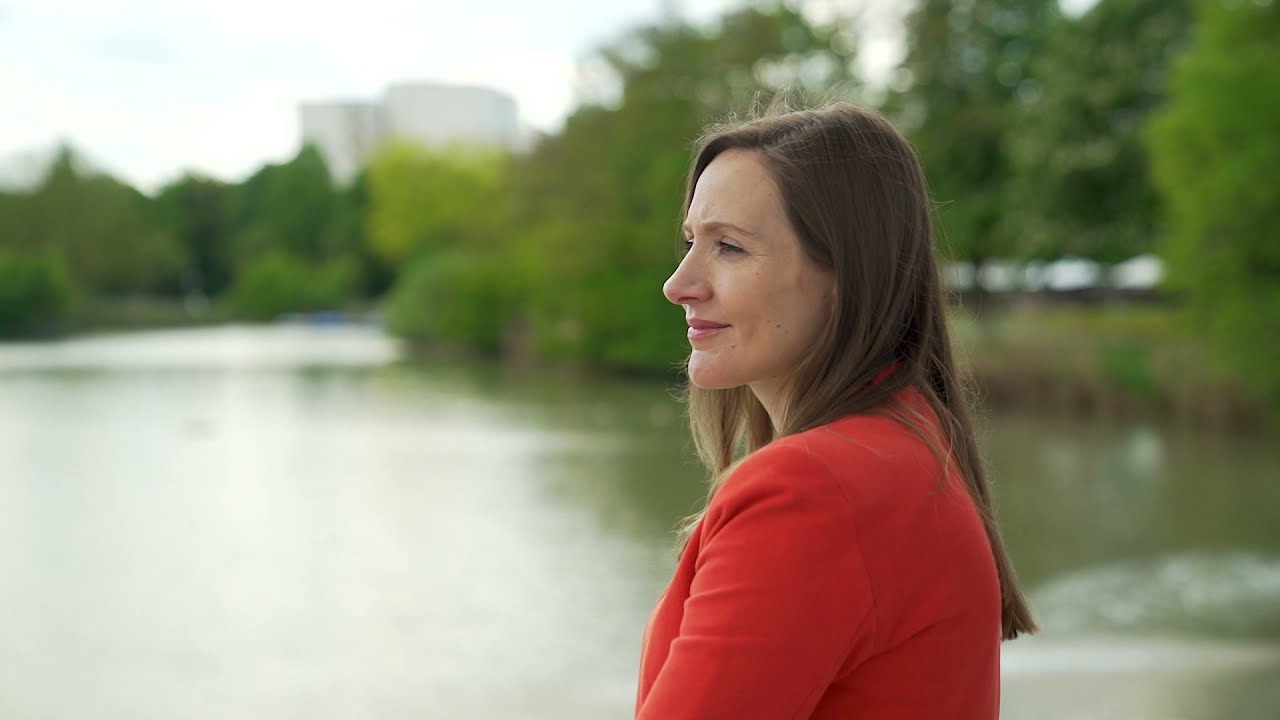 Jasmina Hostert - Eine soziale Stimme für den Wahlkreis Böblingen in Berlin