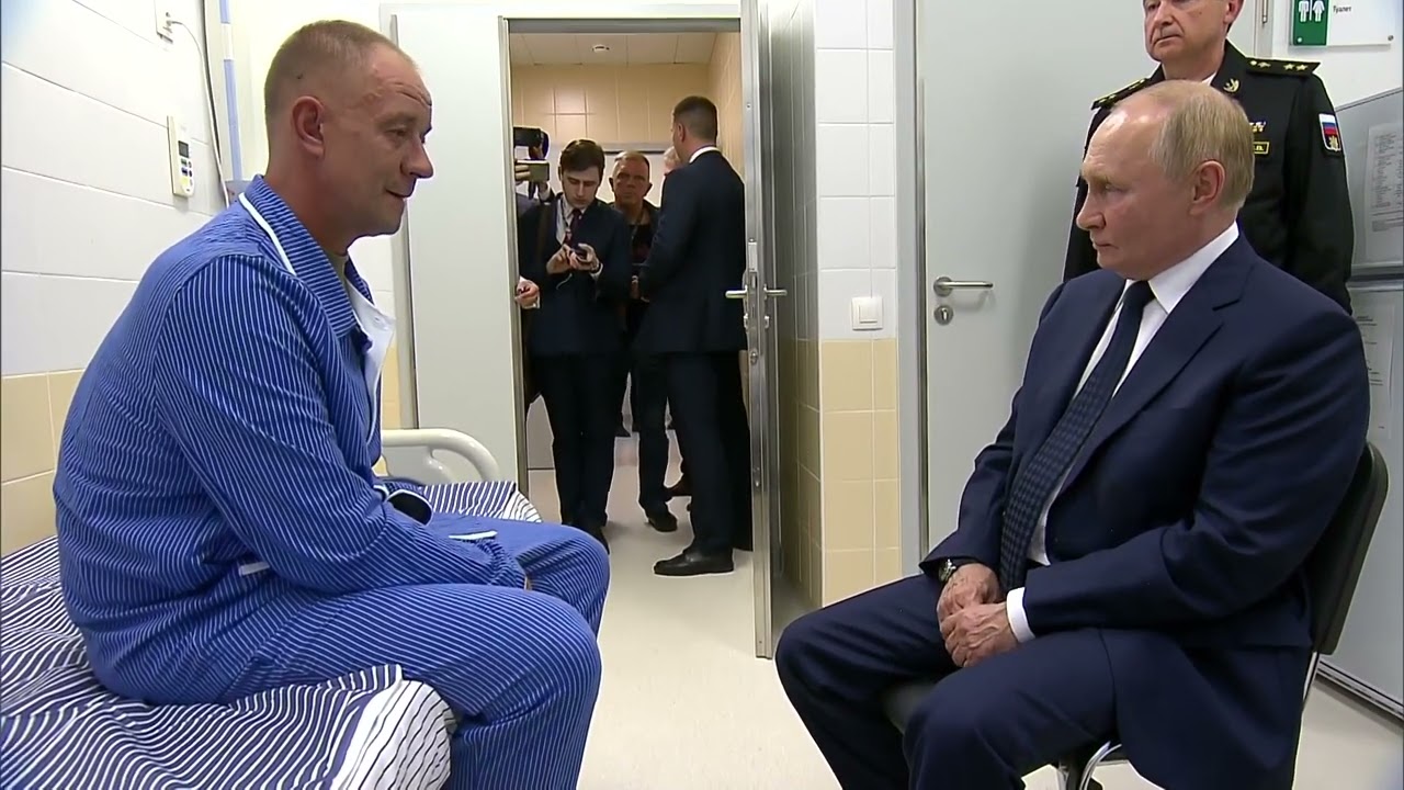 Владимир Путин лично сообщил подполковнику Александру Данилову о присвоении звания Героя России