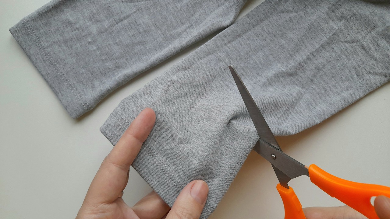 ✂️ How to Shorten Sleeves Without Cutting: Simple  Sewing DIY!