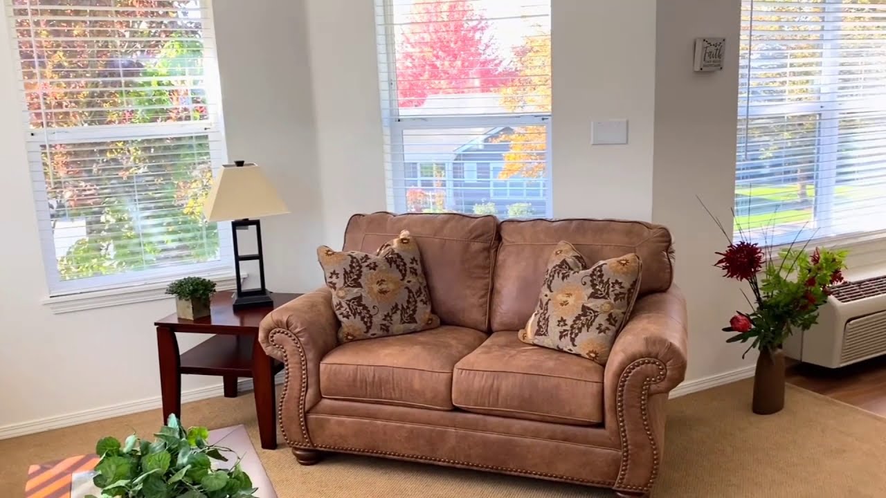 Assisted Living 1 Bedroom Deluxe Tour at Evergreen Senior Living