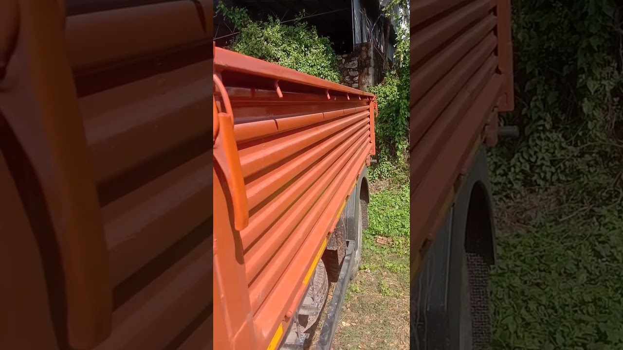 SML Isuzu BS6(10feet body) full view and description