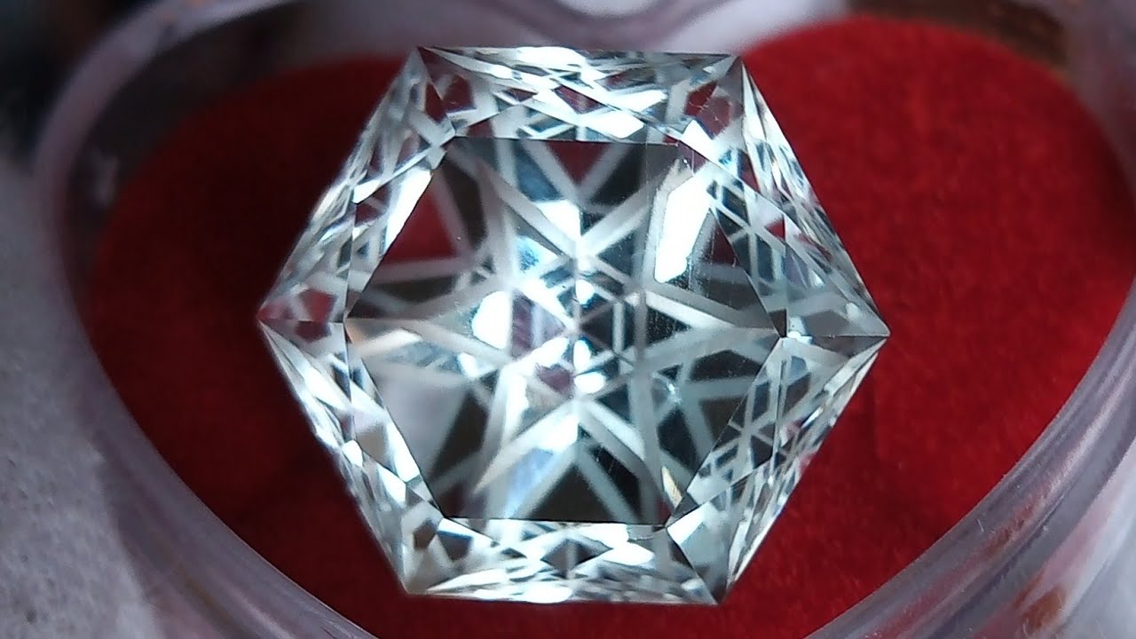 FIZ ESSA LINDA ESTRELA COM UMA SIMPLES PEDRA QUE ACHEI NA RUA