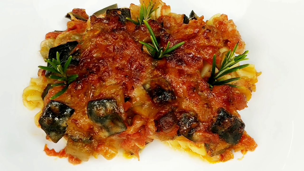 Fusilli con melanzane al forno