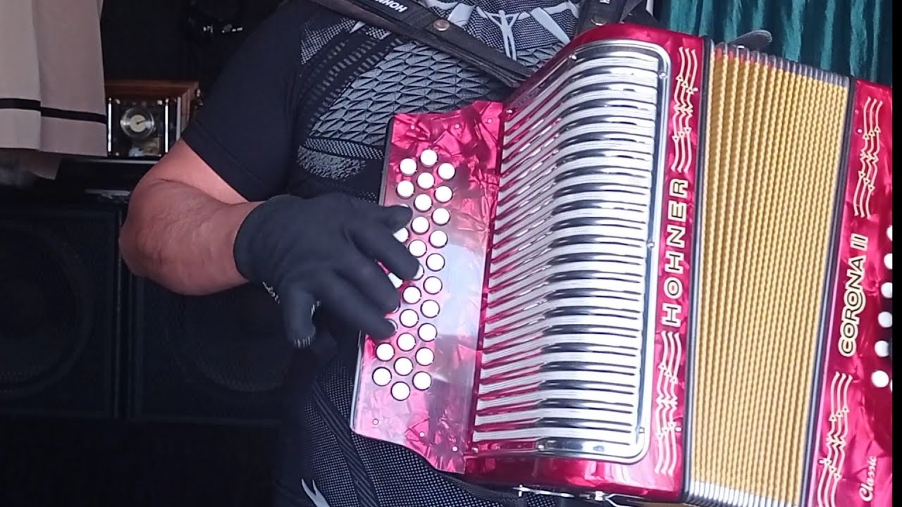 Review HOHNER CORONA II Classic aleman, el eterno rojo, chécalo