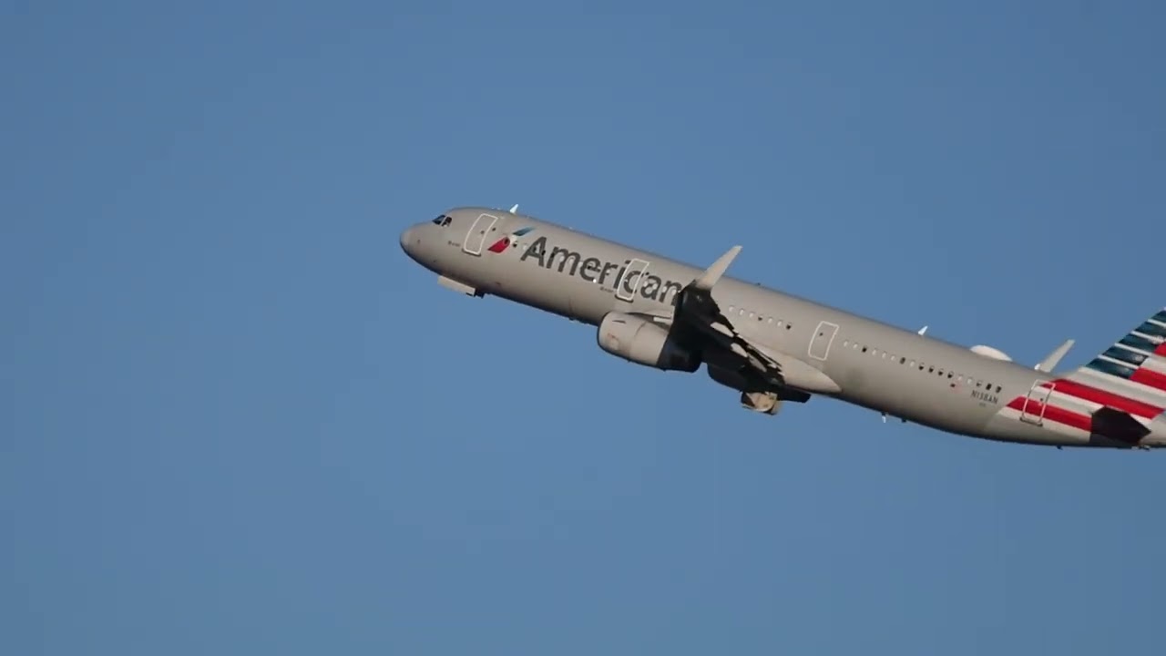 Plane spotting in KCLT