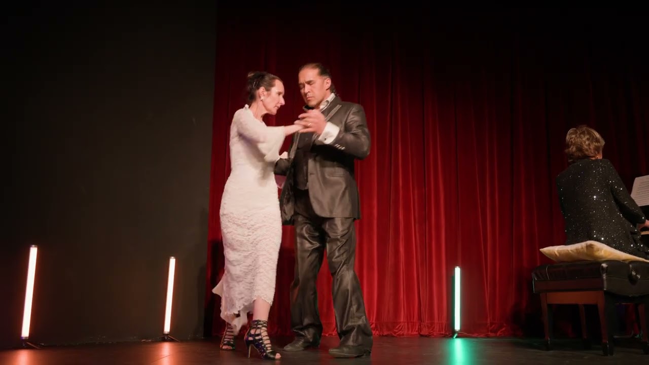 Daniel Binelli & Polly Ferman: 