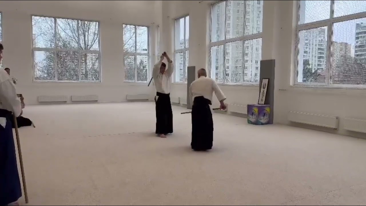 AikiJo AikiKen do thầy Oleg Yakymov hướng dẫn các kỹ thuật của Takemusu Aikido
