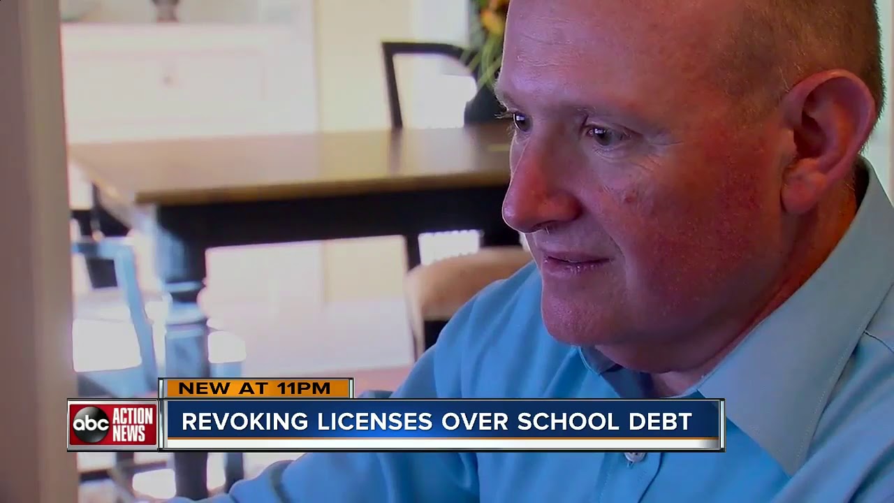 Florida suspends 909 licenses over student loan defaults