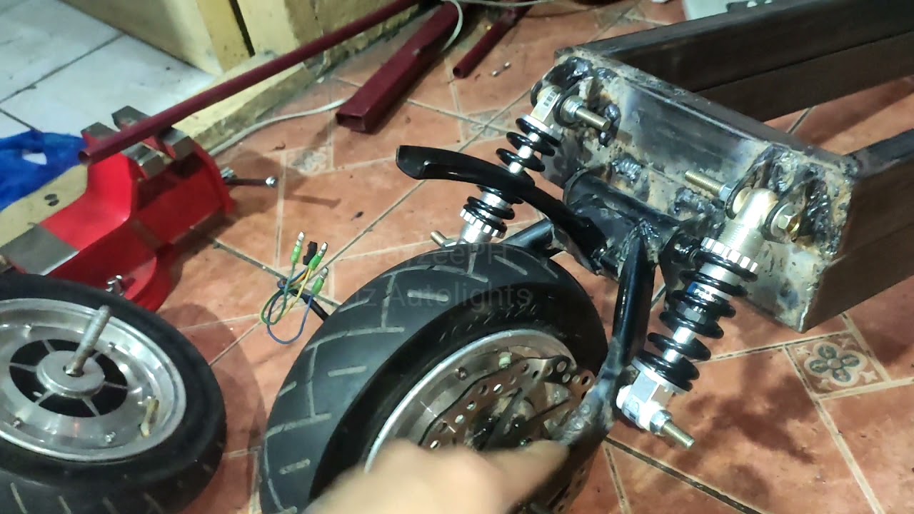 How to DIY Dual Hub Suspension C Type Motor Electric Scooter from Hoverboard hub from Home Part 1