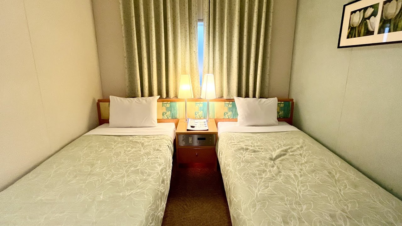 40-Hour Japan's Longest Ferry Route: Trying the Cheapest Private Cabin