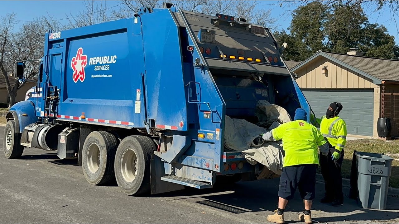 Blue Diesel Pete 348 Heil 5000 Rear Loader Garbage Truck Packing Manual Trash in 2015
