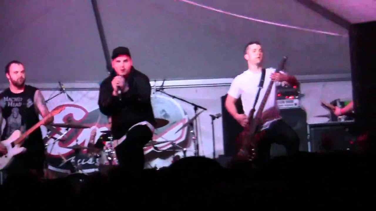 Emmure - Drug Dealer Friend Live @ SXSW 1080p HD
