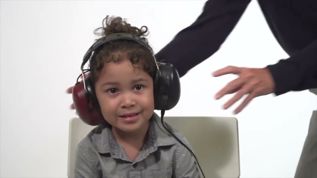 MAICO easyTone DD65 v2A Pure Tone Headphone Audiometer with Tablet