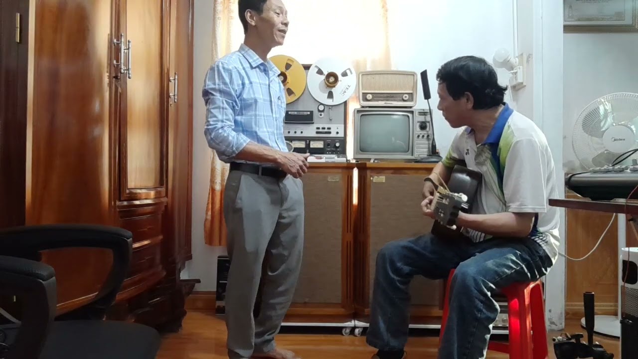 MÙA XUÂN BÊN CỬA SỔ- giọng ca Xuân Hùng guitar Đức Dược