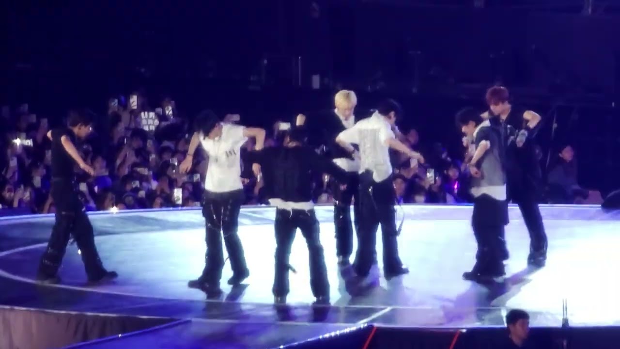 20240413 GOLDEN WAVE IN TAIWAN - ENHYPEN - Bite me