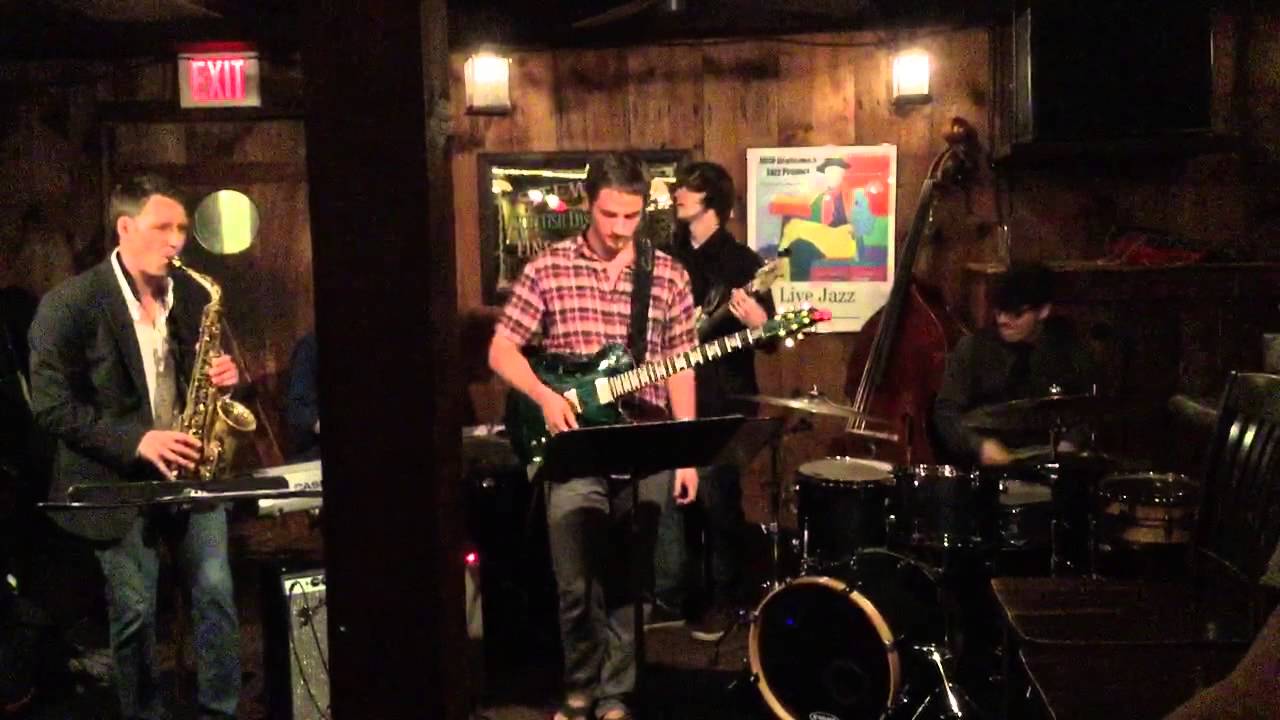 Dom Palombi Project - Pick Up The Pieces (Average White Band)