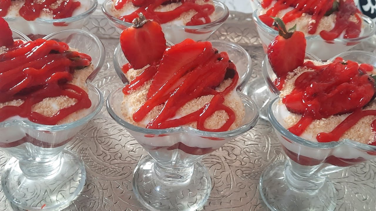مطبخ مهدية/تحلية الفراولة🍓🍓بأروع كريمة و أروع كولي تاع الفريز: قنبلة في البنة 🚀 تستاهل مليون مشاهدة