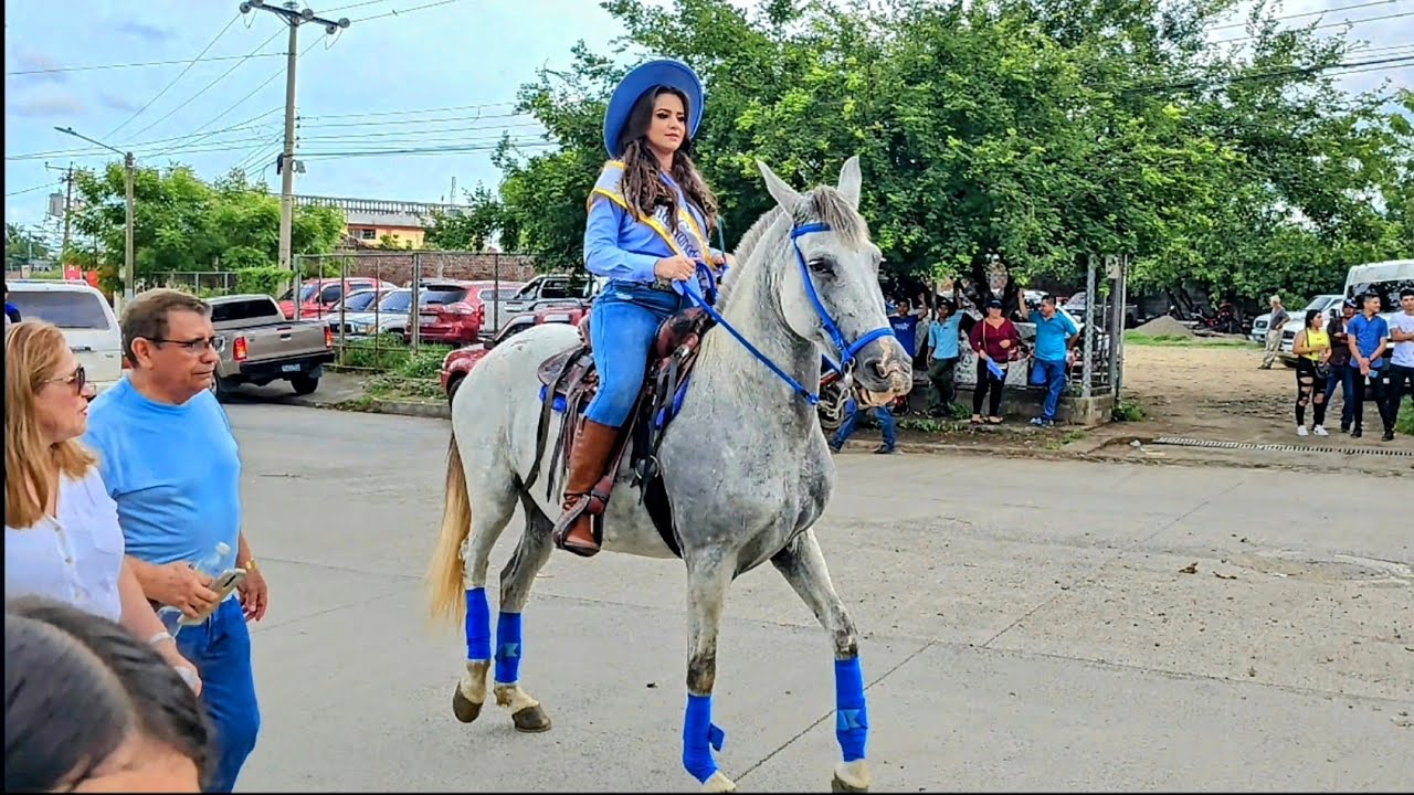 Cabalgata de Santa Rosa de Lima en el día de los Ganaderos Limeños en Las Fiestas Patronales 2023