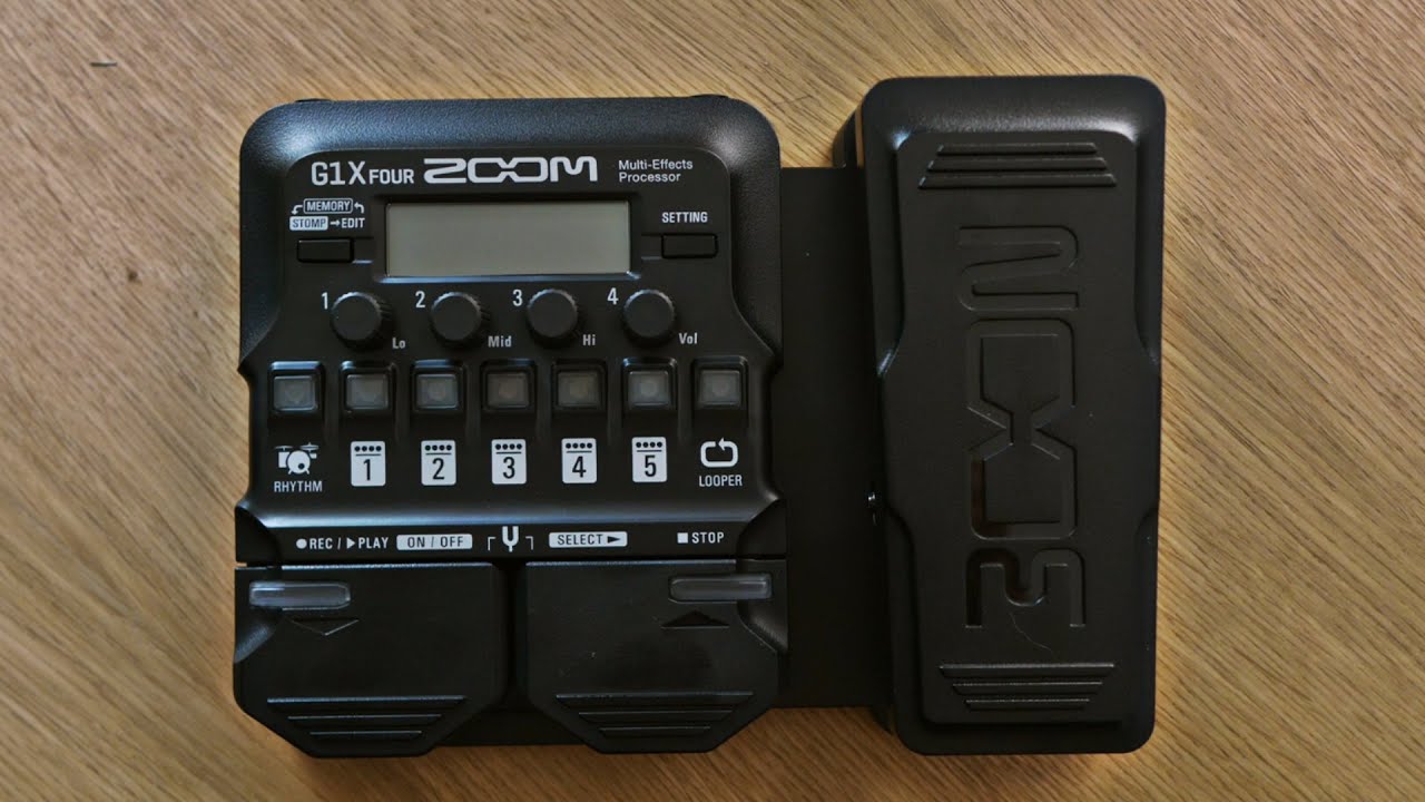 Zoom G1X Four