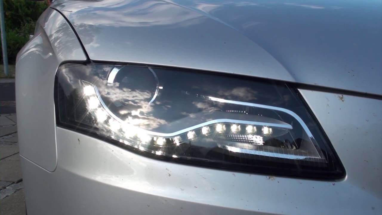 Change/Remove headlights on a Audi A4 b8