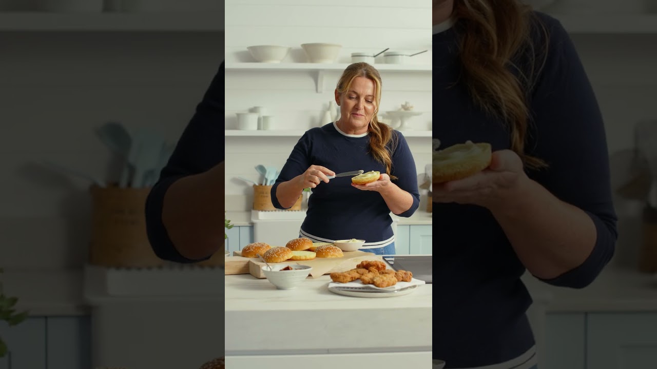 crispy chilli chicken burger | donna hay