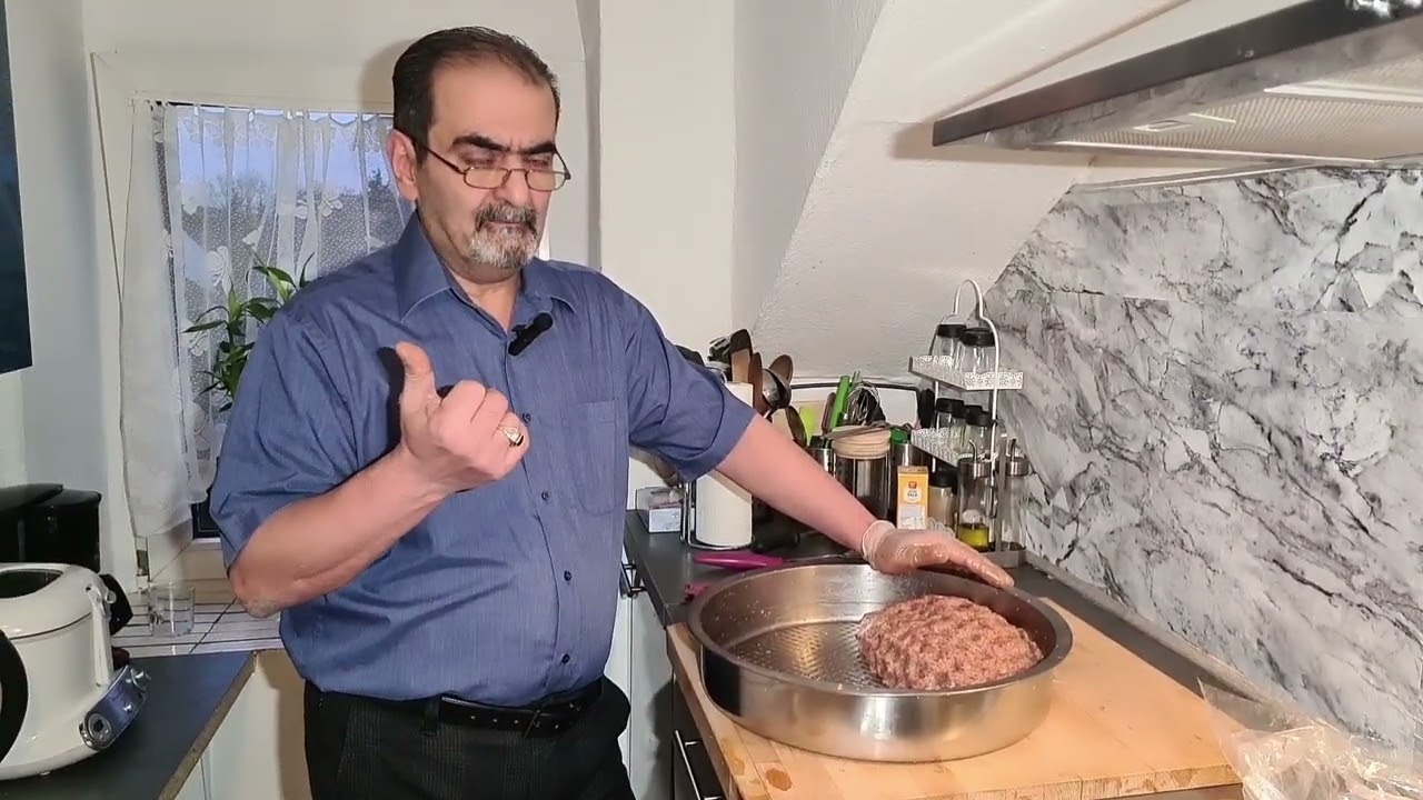 كبة على السيخ (كبة قصابية ) شي ما بشبهو شي بدون منقل ولا شواية وكلها مزاميزو.بلشنا بلكبب تابعوني