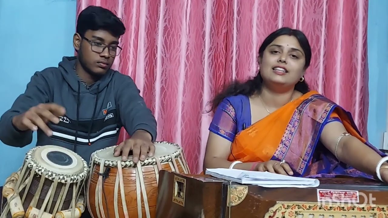 Tomader Asore Aj// তোমাদের আসরে আজ// prokriti Chakrabarty maji