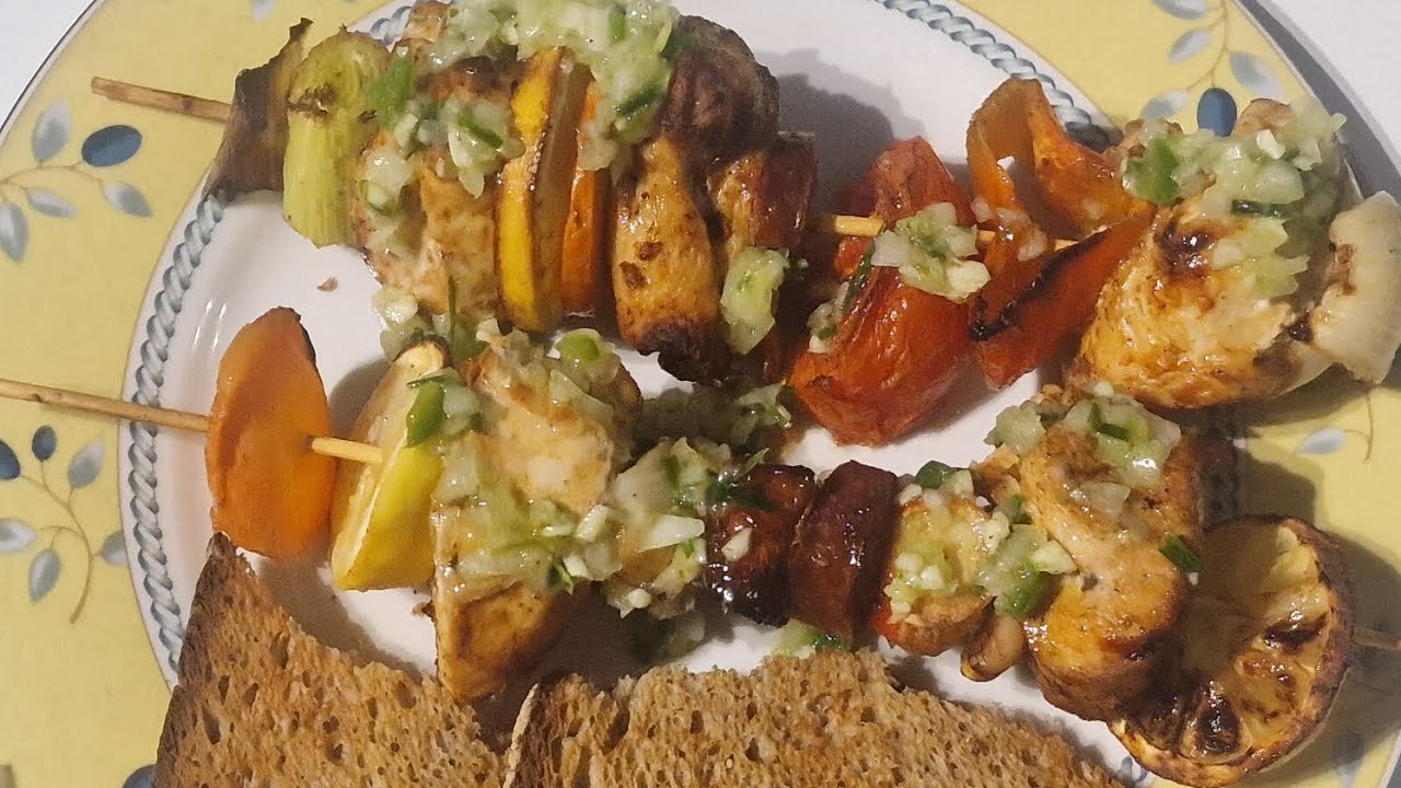 Espetadas de frango,  uma ideia para festa de carnaval 