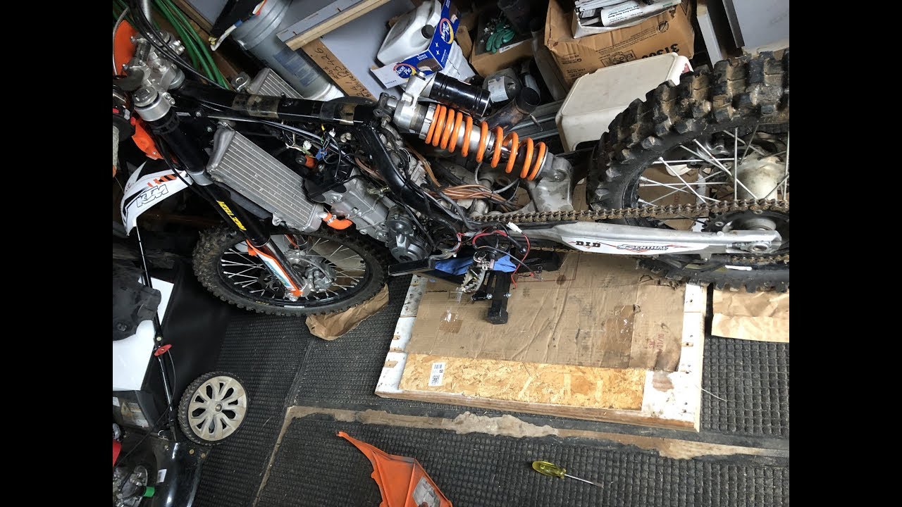 KTM 450 SX-F Head Gasket leak