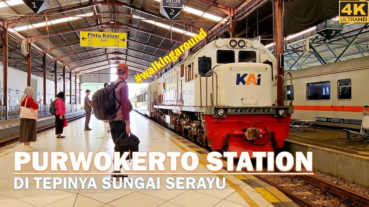 walking around & explore the Stasiun Purwokerto Railway Station❗Central Java - Indonesia #4kvideo