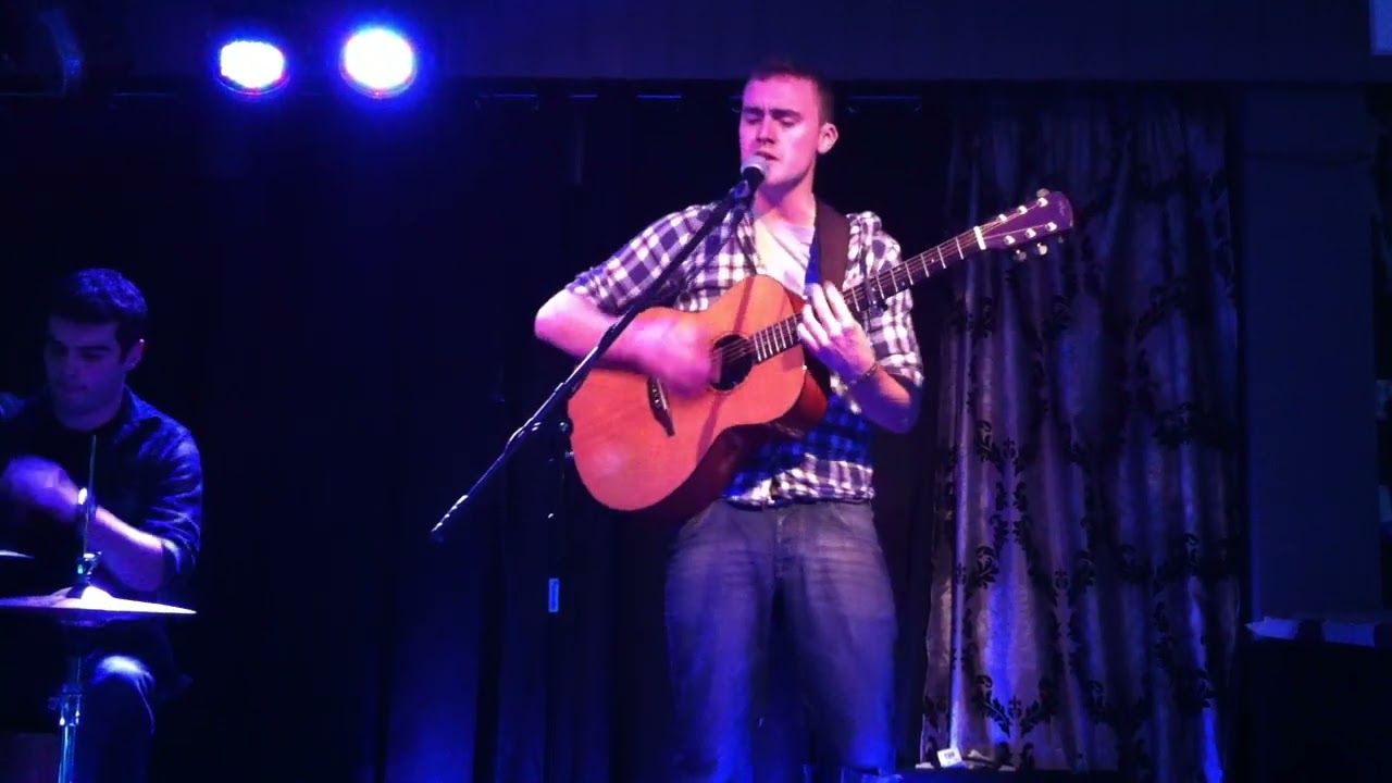 Ryan Keen p&aring; Blue X -