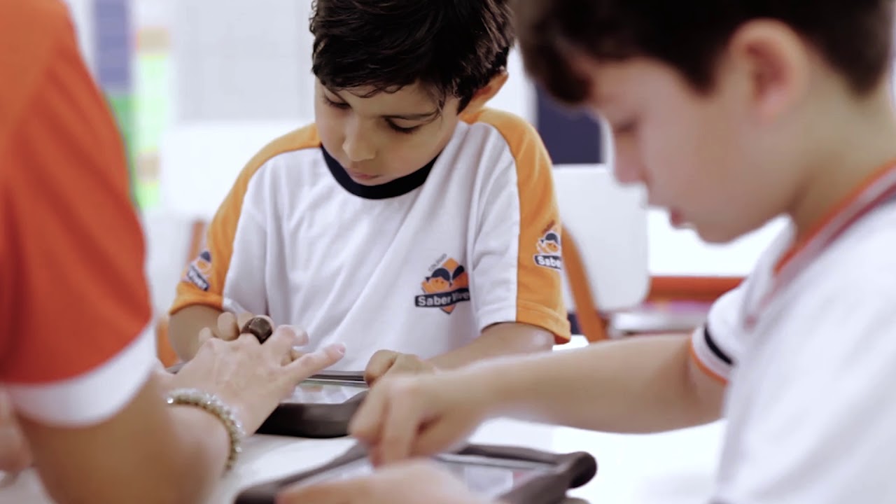 Hopkins student creates start up to advance education in Brazil