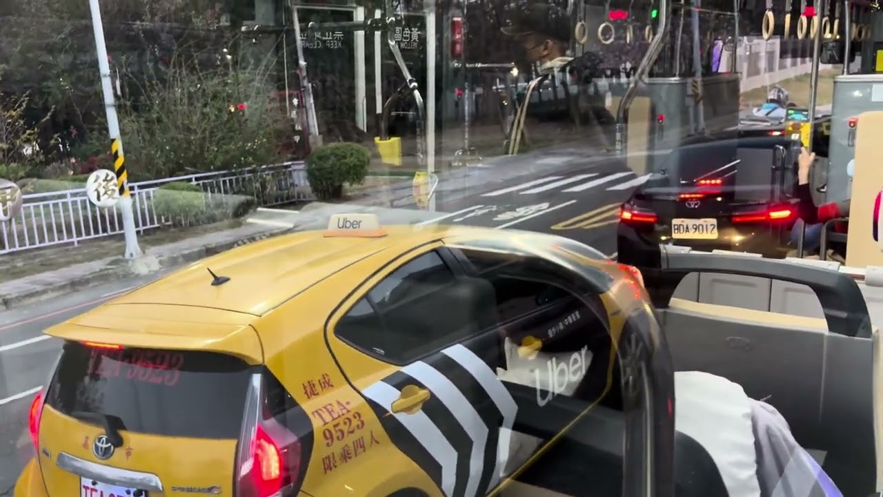 大台南公車(巨業交通) 77路(生活公車) 南紡購物中心-仁德轉運站 2026.2.22