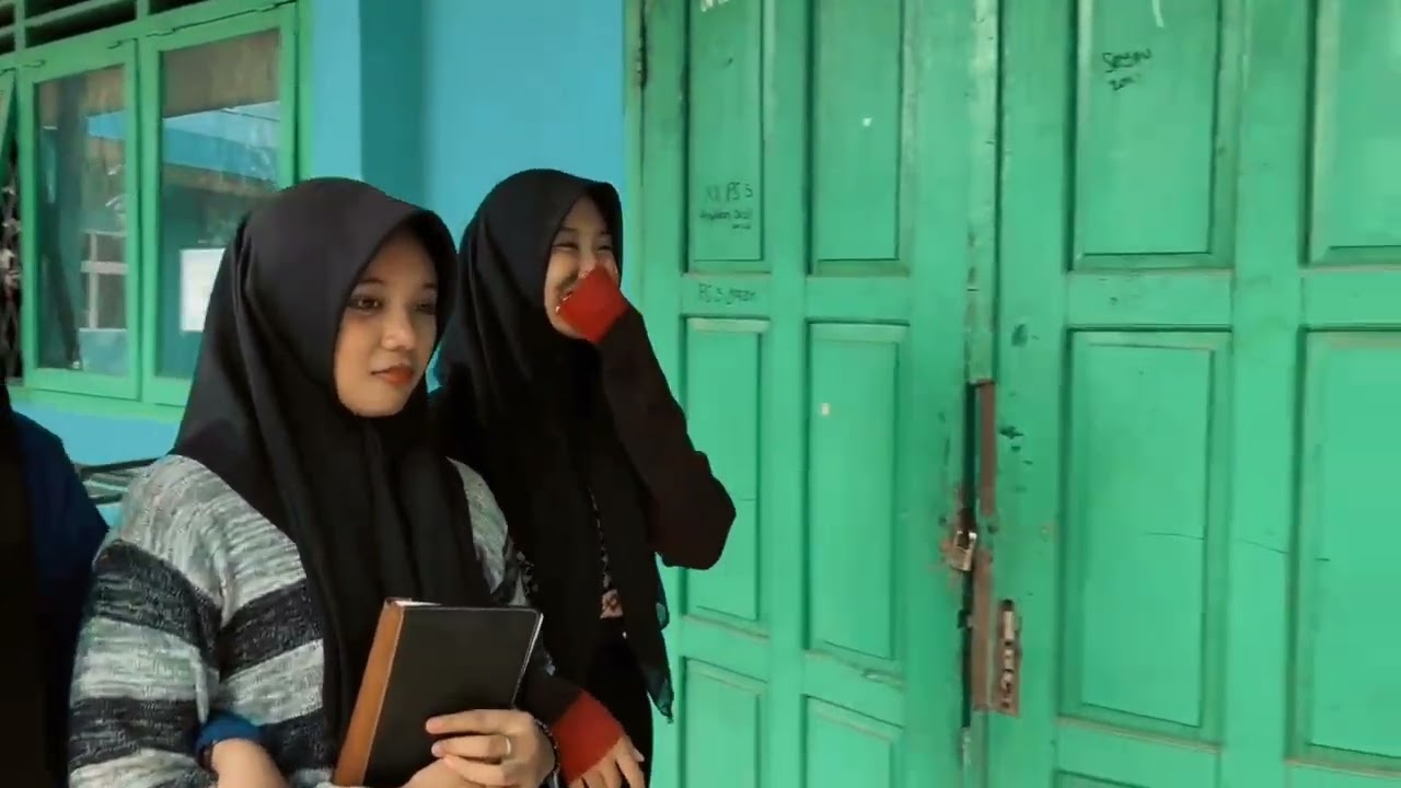 Toleransi Antar umat berbeda keyakinan -Karya Anak XI.P2B
