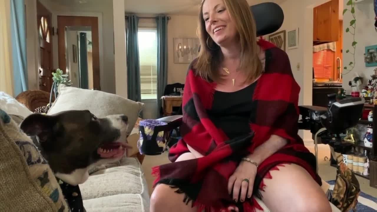 Local Buffalo woman diagnosed with ALS looking forward to receiving holiday cards