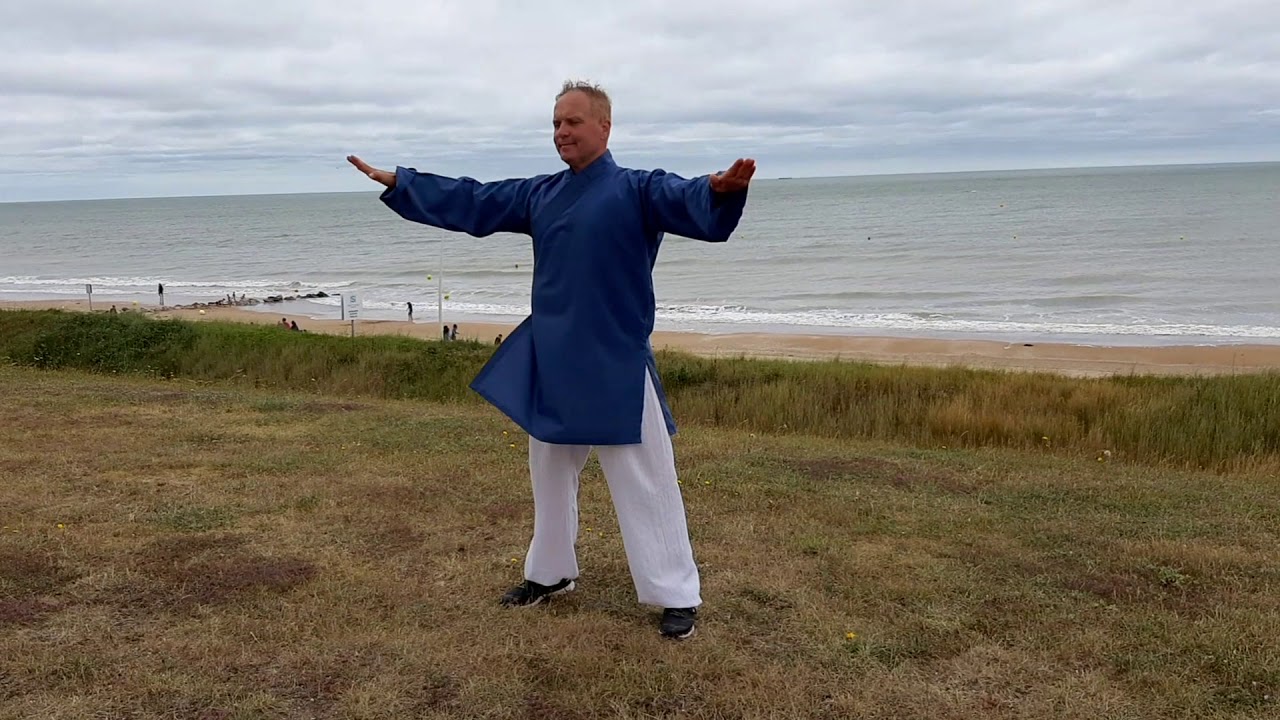 La voie du TAO ...Qi-Gong: YI JIN JING complet !