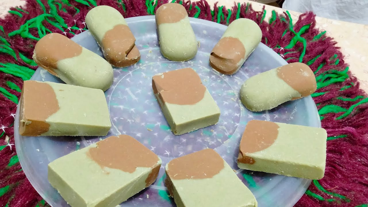 صابون غسيل بأربع كوبيات زيت مستعمل بألوان زايتيه ( شوكولاته )